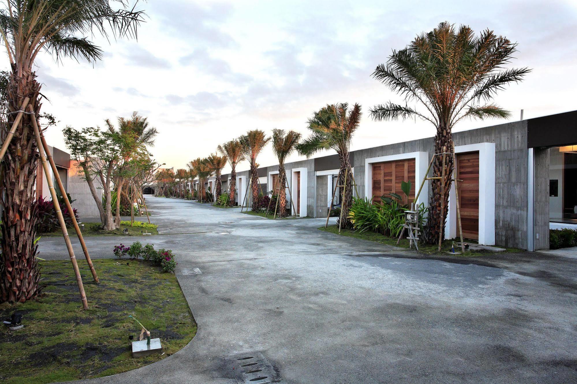 H Villa Inn Tainan Exterior photo