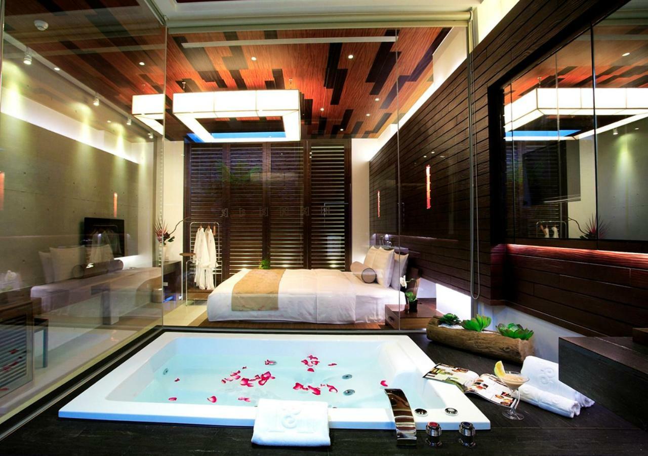 H Villa Inn Tainan Exterior photo