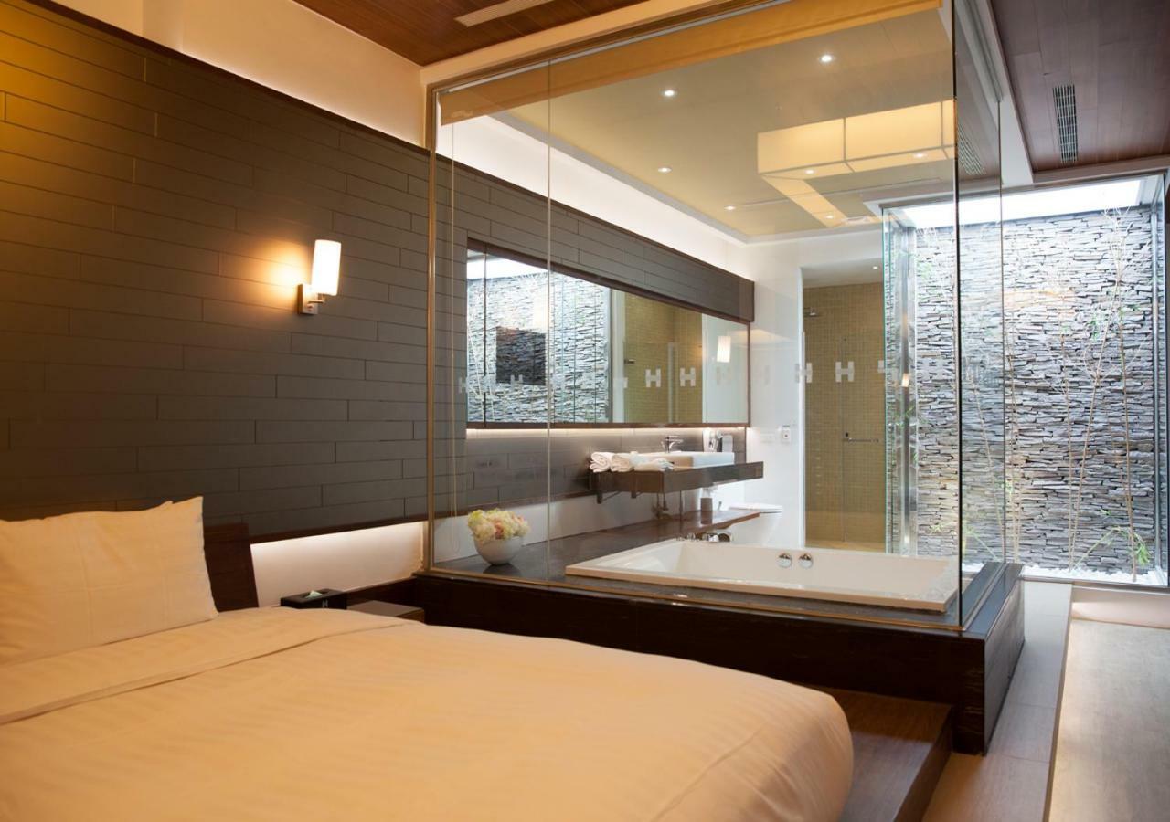 H Villa Inn Tainan Exterior photo